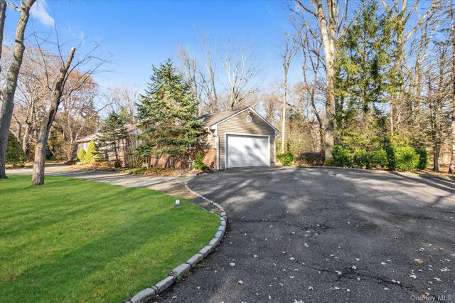 20 Michaels Lane, Old Brookville, NY 11545