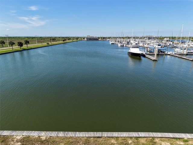47 Shell Key, Hitchcock, TX 77563