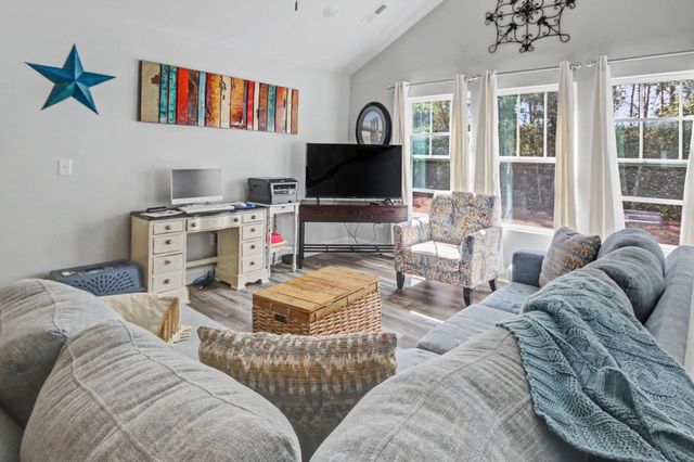 1014 Belsole Pl., Conway, SC 29526