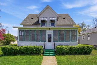 827 7th Avenue SW, Faribault, MN 55021