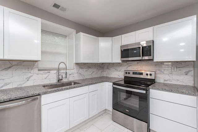 223 Race Street, Lexington, KY 40508