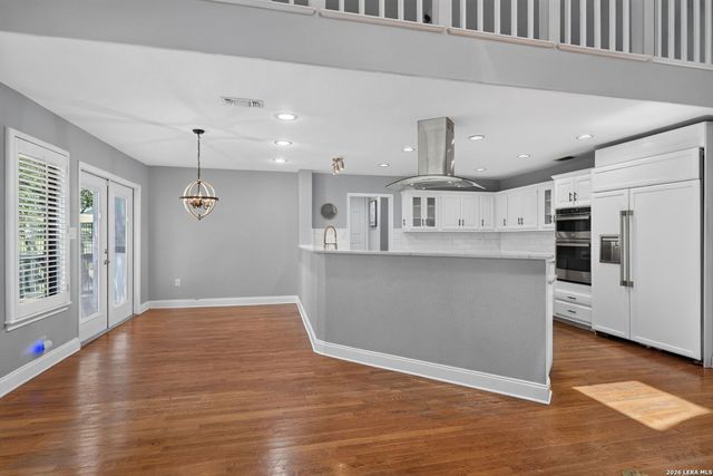 29440 RED BUD HL, Fair Oaks Ranch, TX 78015