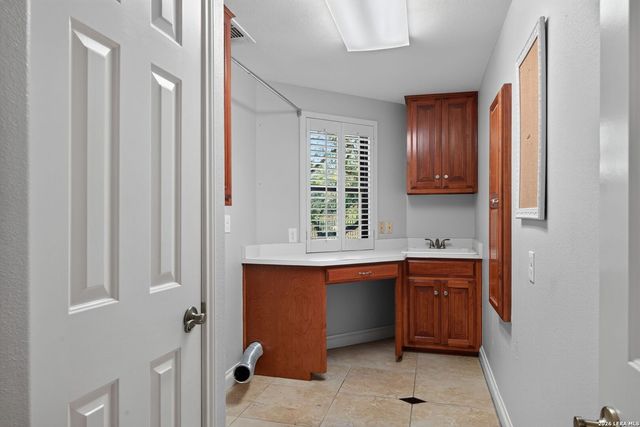 29440 RED BUD HL, Fair Oaks Ranch, TX 78015