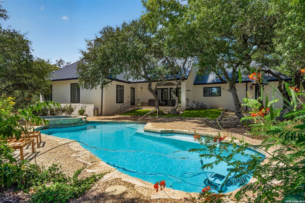 29440 RED BUD HL, Fair Oaks Ranch, TX 78015