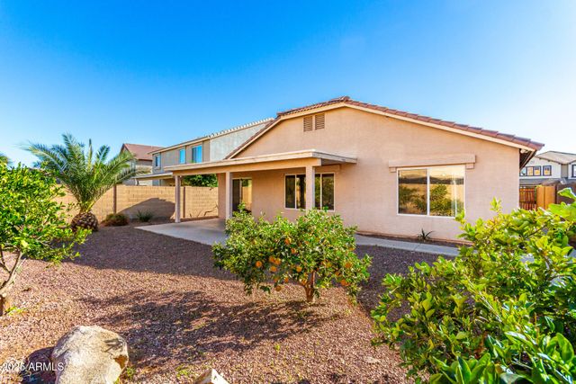 17462 W Acapulco Lane, Surprise, AZ 85388