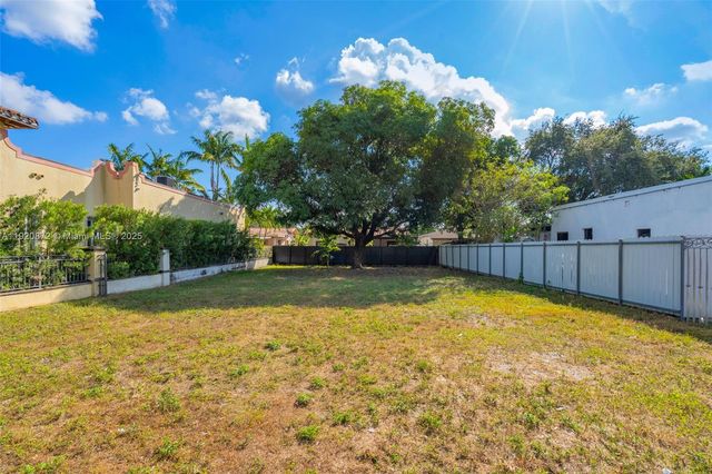 4768 SW 2nd Ter, Miami, FL 33134