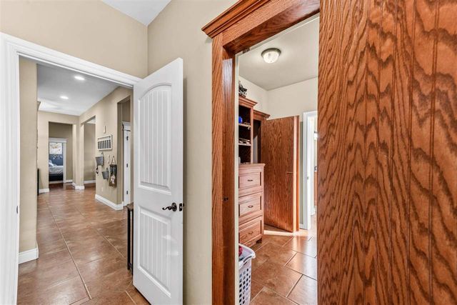 505 Lantana Pl, Elgin, OK 73538