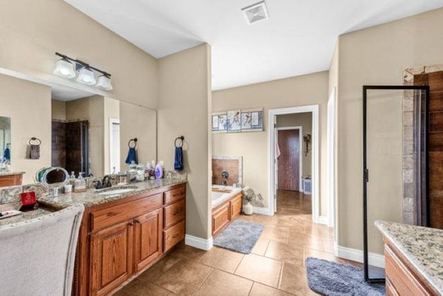 505 Lantana Pl, Elgin, OK 73538