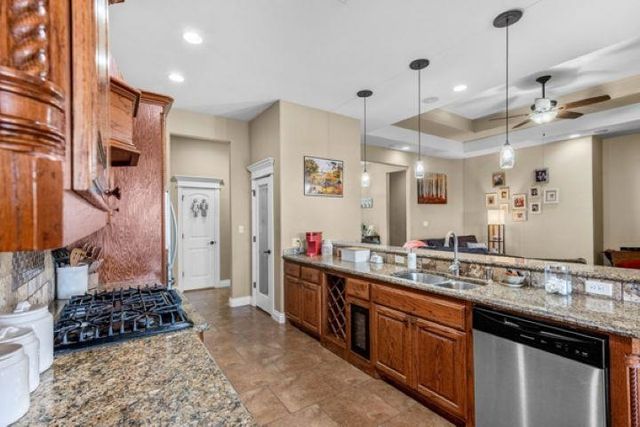 505 Lantana Pl, Elgin, OK 73538