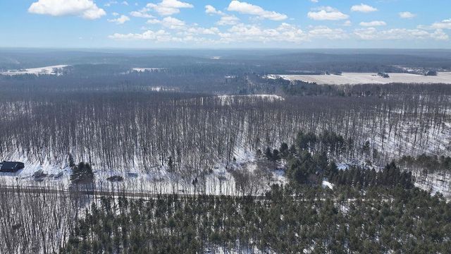 E1517 JOHNSON ROAD, Iola, WI 54945