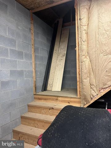 620 STONEBRIDGE DR, Selinsgrove, PA 17870