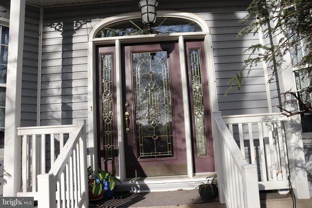 620 STONEBRIDGE DR, Selinsgrove, PA 17870