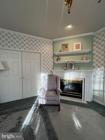 620 STONEBRIDGE DR, Selinsgrove, PA 17870