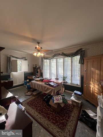 620 STONEBRIDGE DR, Selinsgrove, PA 17870