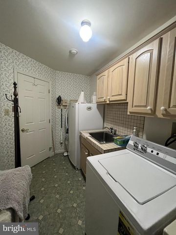 620 STONEBRIDGE DR, Selinsgrove, PA 17870