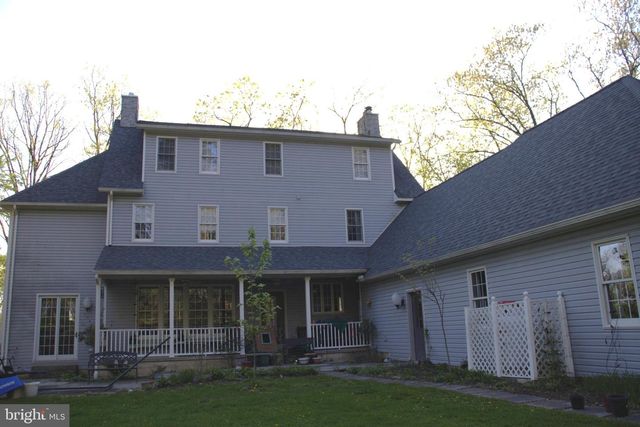 620 STONEBRIDGE DR, Selinsgrove, PA 17870