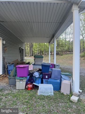 620 STONEBRIDGE DR, Selinsgrove, PA 17870