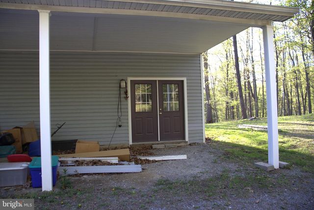 620 STONEBRIDGE DR, Selinsgrove, PA 17870