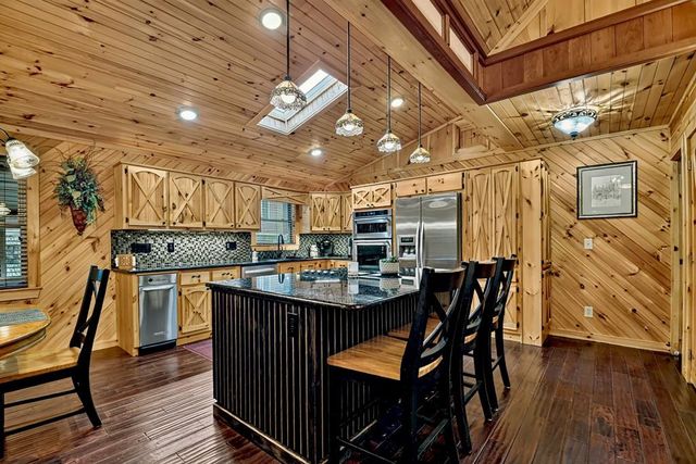 112 Wilscot Valley Drive, Morganton, GA 30560