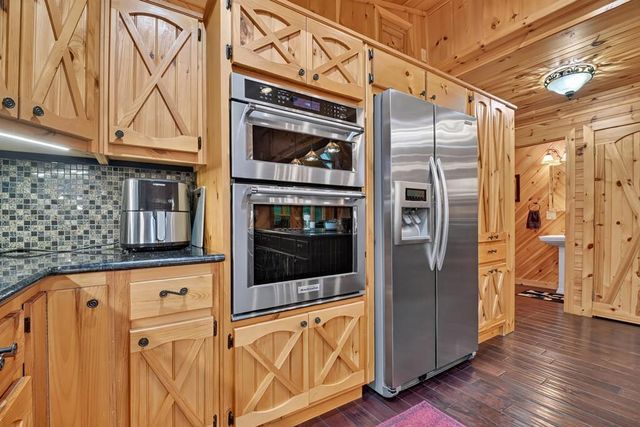 112 Wilscot Valley Drive, Morganton, GA 30560