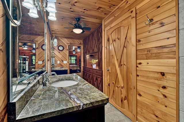 112 Wilscot Valley Drive, Morganton, GA 30560