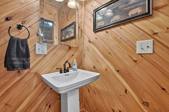 112 Wilscot Valley Drive, Morganton, GA 30560
