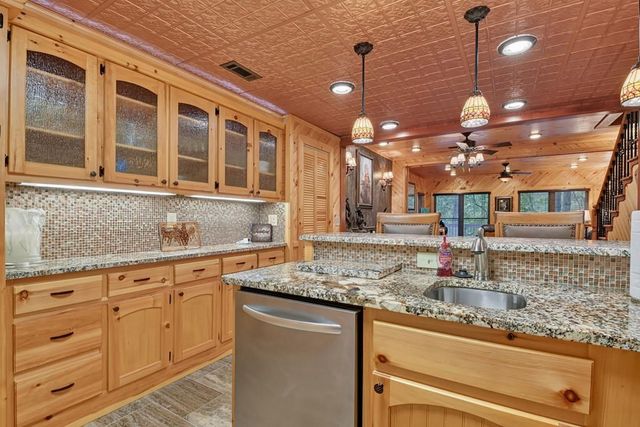 112 Wilscot Valley Drive, Morganton, GA 30560
