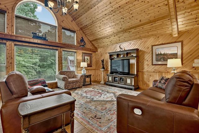 112 Wilscot Valley Drive, Morganton, GA 30560