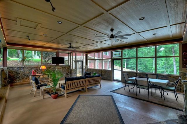 112 Wilscot Valley Drive, Morganton, GA 30560