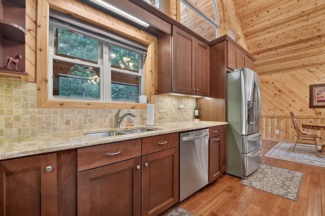 112 Wilscot Valley Drive, Morganton, GA 30560