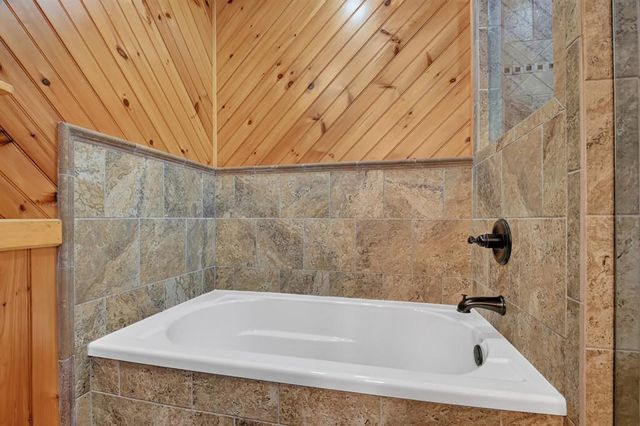 112 Wilscot Valley Drive, Morganton, GA 30560