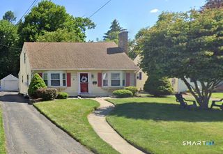 76 Chamberlain Road, Wethersfield, CT 06109