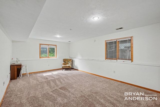 6158 Miramonte Drive NE, Rockford, MI 49341