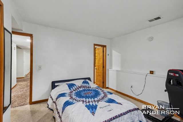 6158 Miramonte Drive NE, Rockford, MI 49341