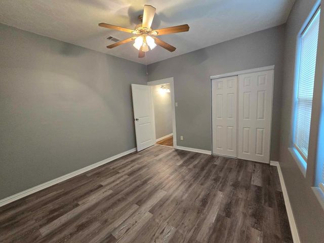 3125 Illinois Street, Baytown, TX 77520