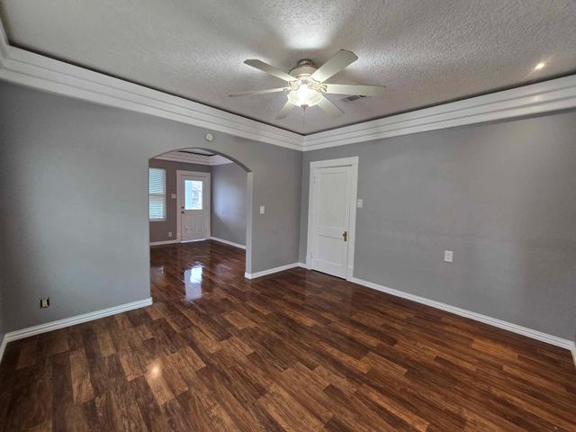 3125 Illinois Street, Baytown, TX 77520