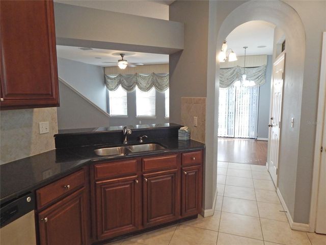 16411 KINGLETRIDGE AVENUE, Lithia, FL 33547