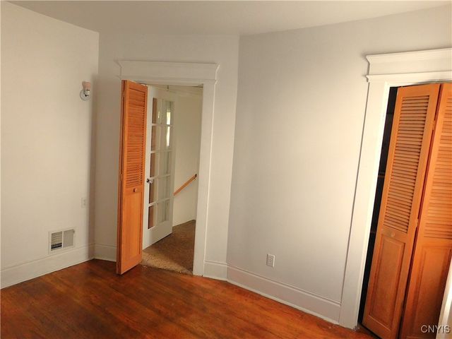 205 SHOTWELL PARK Park 100, Syracuse, NY 13206