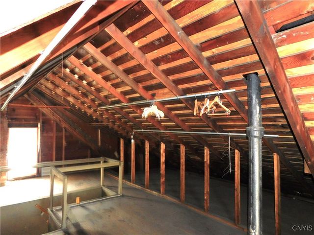 205 SHOTWELL PARK Park 100, Syracuse, NY 13206