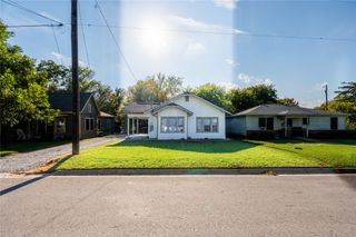 218 N Burdette Avenue, Sherman, TX 75090