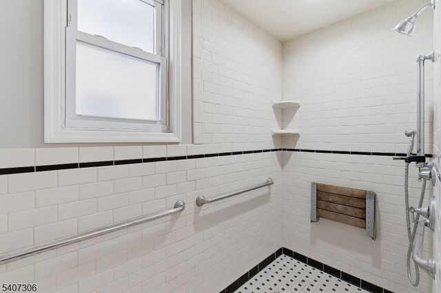 104 W High St, Somerville Boro, NJ 08876