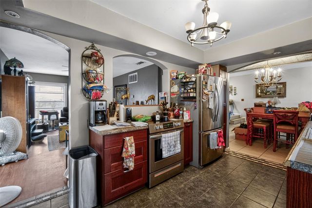 10301 CHADBOURNE DRIVE, Tampa, FL 33624