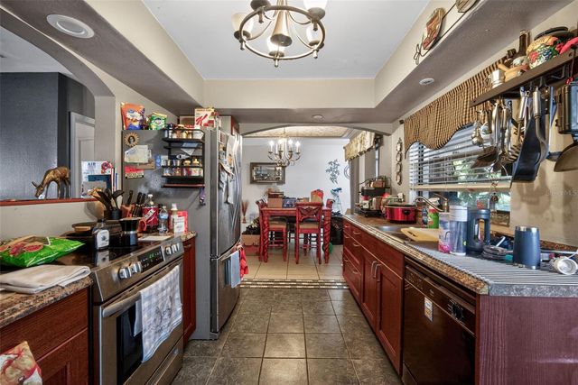 10301 CHADBOURNE DRIVE, Tampa, FL 33624