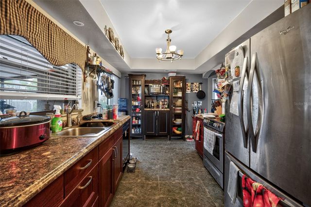 10301 CHADBOURNE DRIVE, Tampa, FL 33624