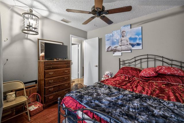 10301 CHADBOURNE DRIVE, Tampa, FL 33624