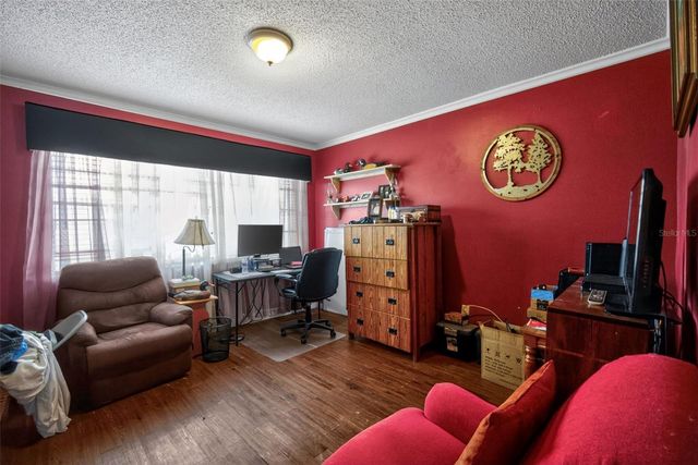 10301 CHADBOURNE DRIVE, Tampa, FL 33624