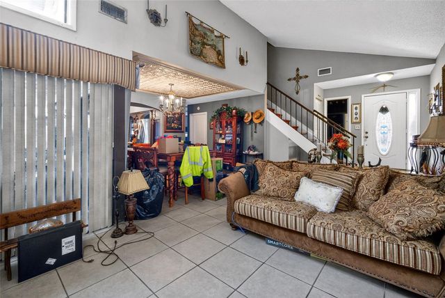 10301 CHADBOURNE DRIVE, Tampa, FL 33624