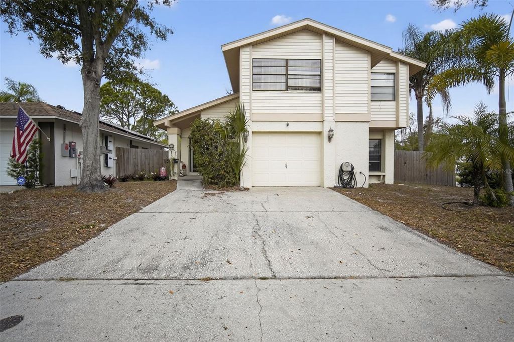 10301 CHADBOURNE DRIVE, Tampa, FL 33624