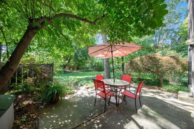 125 Balmoral Court, Kalamazoo Twp, MI 49006