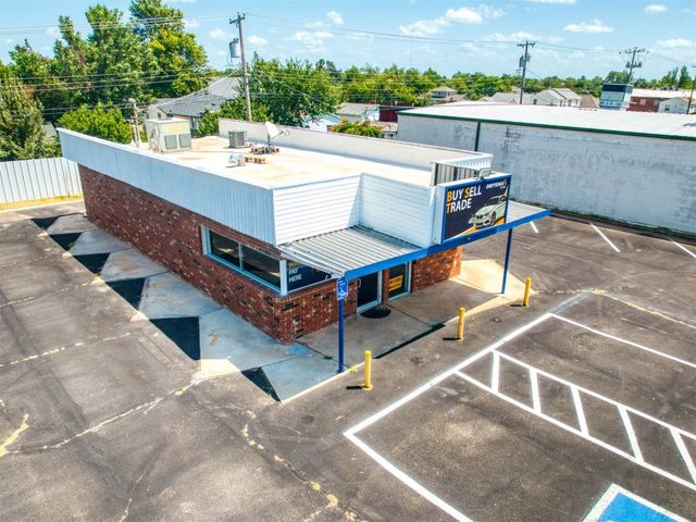 1215 W Britton Road, Oklahoma City, OK 73114
